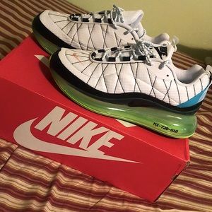 Nike 720 818 for sale !!!! CLEAN/ NEVER WORN